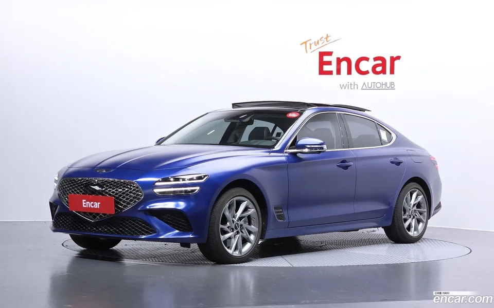 Genesis G70 2.5T 4WD 2024 — фото 1, купить с доставкой в Москву