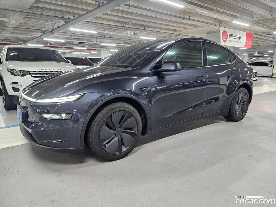 Tesla Model Y RWD 2025 — миниатюра 3