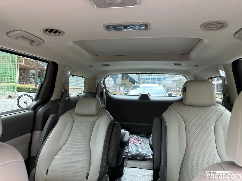 Kia Carnival HEV 9 X Line 2026 — миниатюра 2