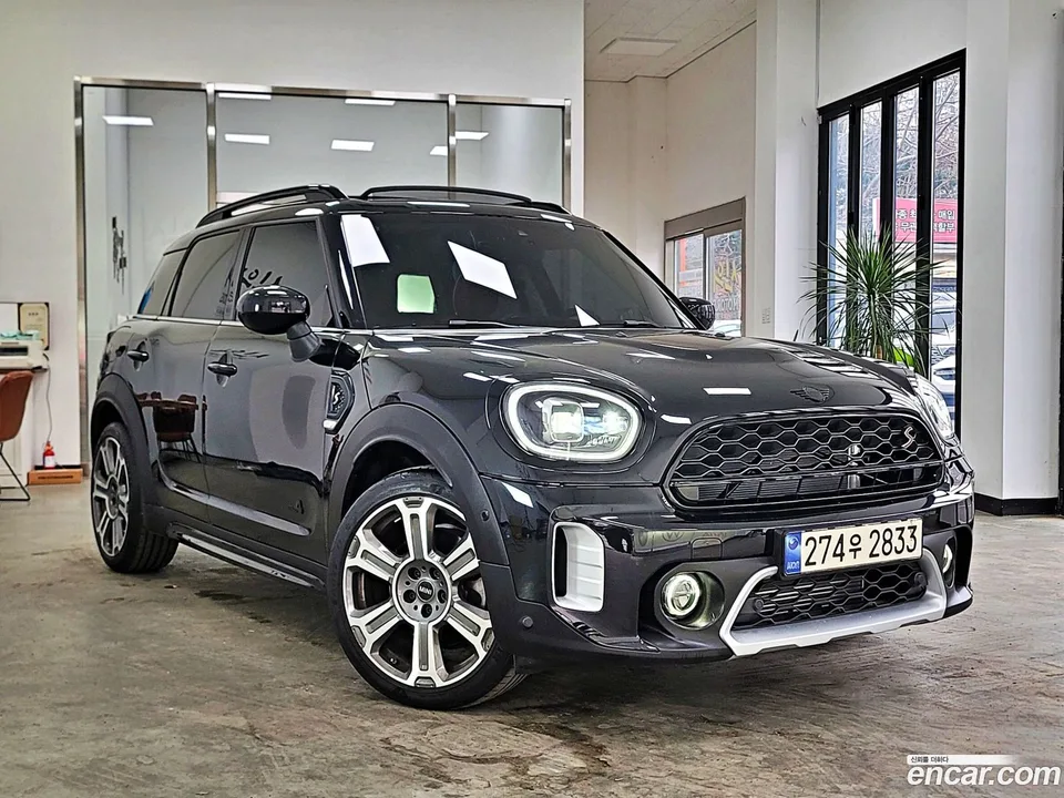 MINI Cooper S Countryman ALL4 2023 — миниатюра 3