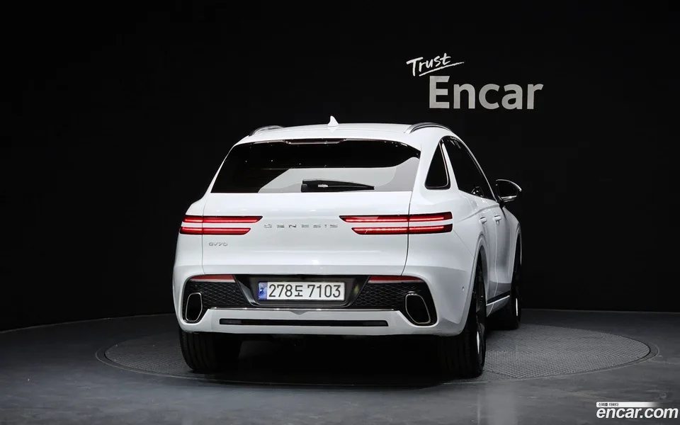 Genesis GV70 2.5T 2WD 2023 — миниатюра 4