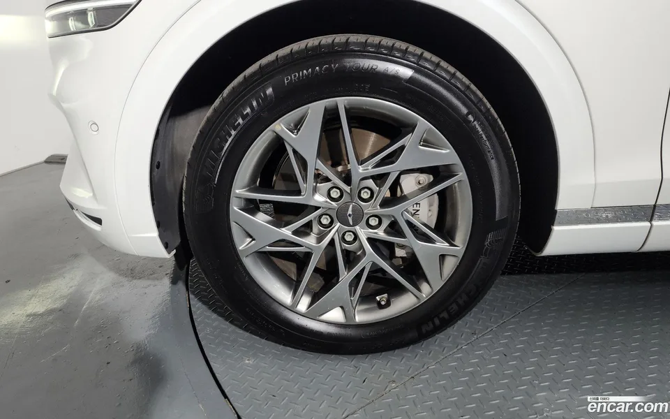 Genesis GV70 2.5T AWD 2023 — миниатюра 2