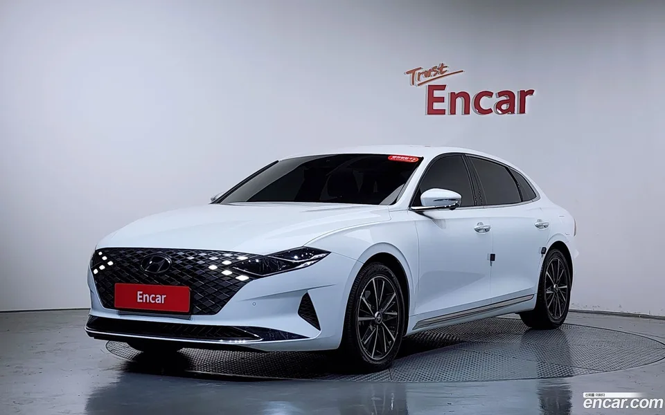 Hyundai Grandeur IG 2.5 2022 — фото 1, купить с доставкой в Москву