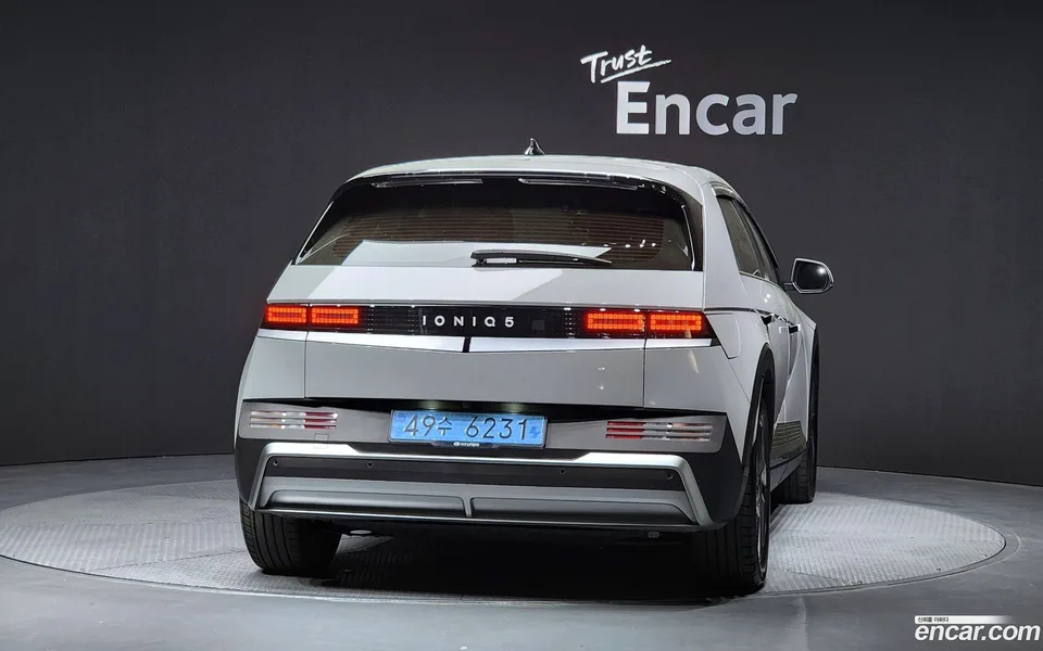 Hyundai Ioniq 5 2025 — миниатюра 4