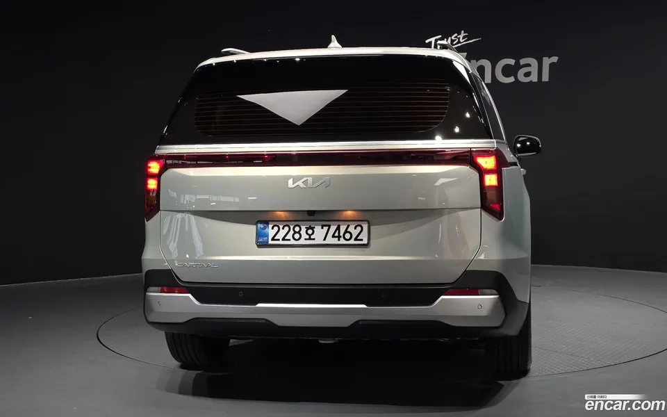 Kia Carnival 9 2025 — миниатюра 4