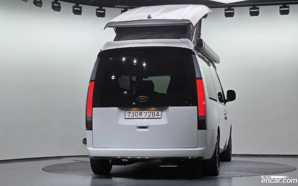Hyundai Staria 2WD 2024 — миниатюра 4