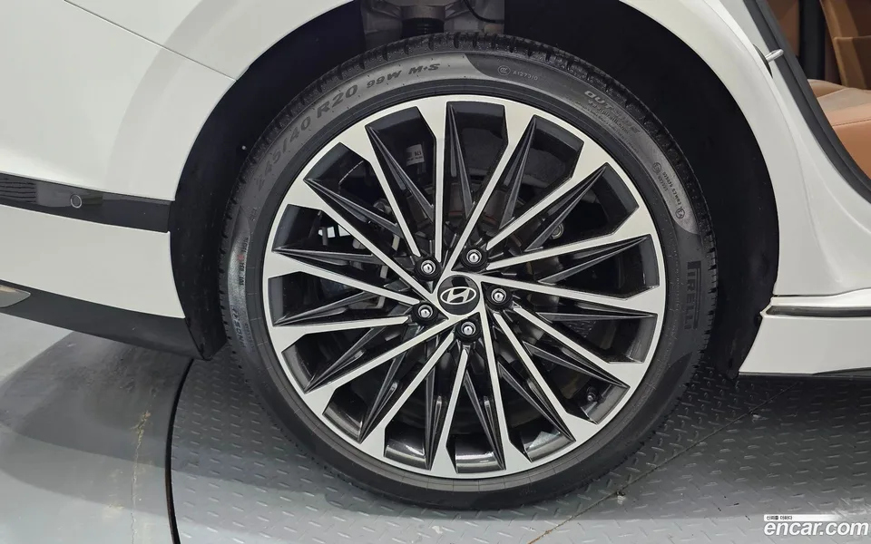 Hyundai Grandeur Hybrid 2023 — миниатюра 2