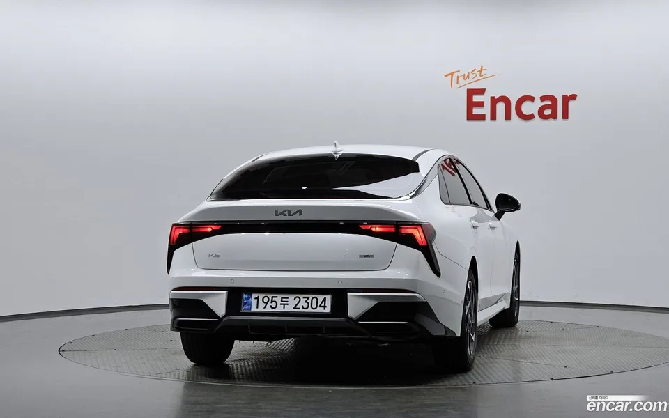 Kia K5 Hybrid 2025 — миниатюра 4
