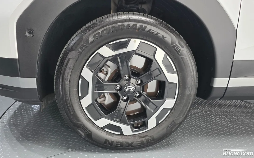 Hyundai SantaFe 2.5T 2WD 2024 — миниатюра 2