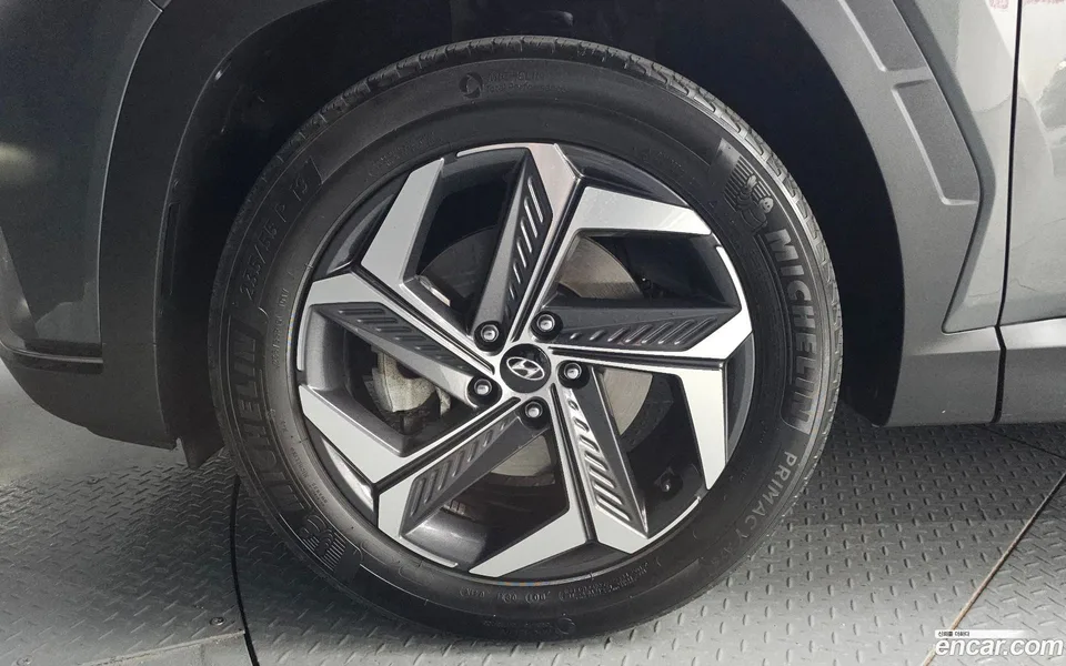 Hyundai Tucson 1.6 2WD 2022 — миниатюра 2