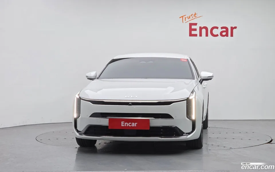 Kia K8 Hybrid 2025 — миниатюра 3