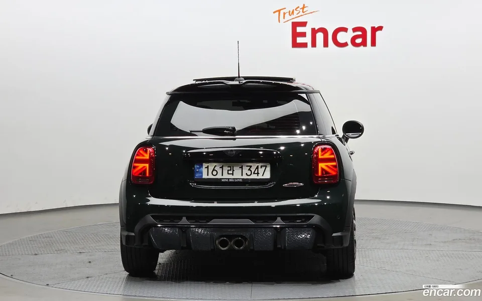 MINI Cooper S JCW 2022 — миниатюра 4