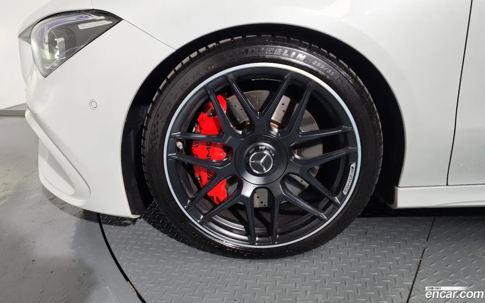 Mercedes-Benz CLA-Class AMG CLA 45 S 4MATIC+ 2023 — миниатюра 5