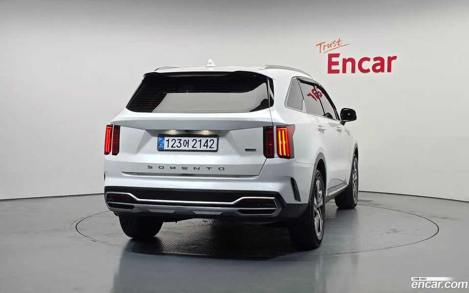 Kia Sorento HEV 1.6 2WD 2022 — миниатюра 4