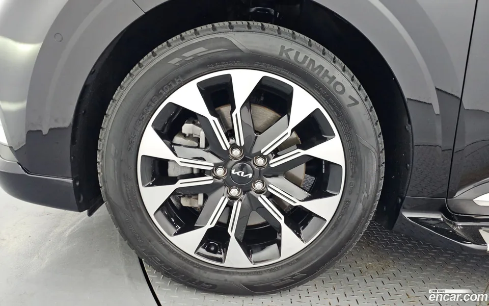 Kia Carnival 7 2022 — миниатюра 2
