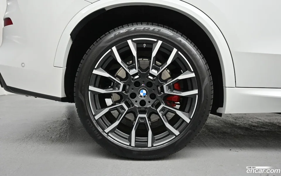 BMW X5 xDrive 50e M 2025 — миниатюра 2