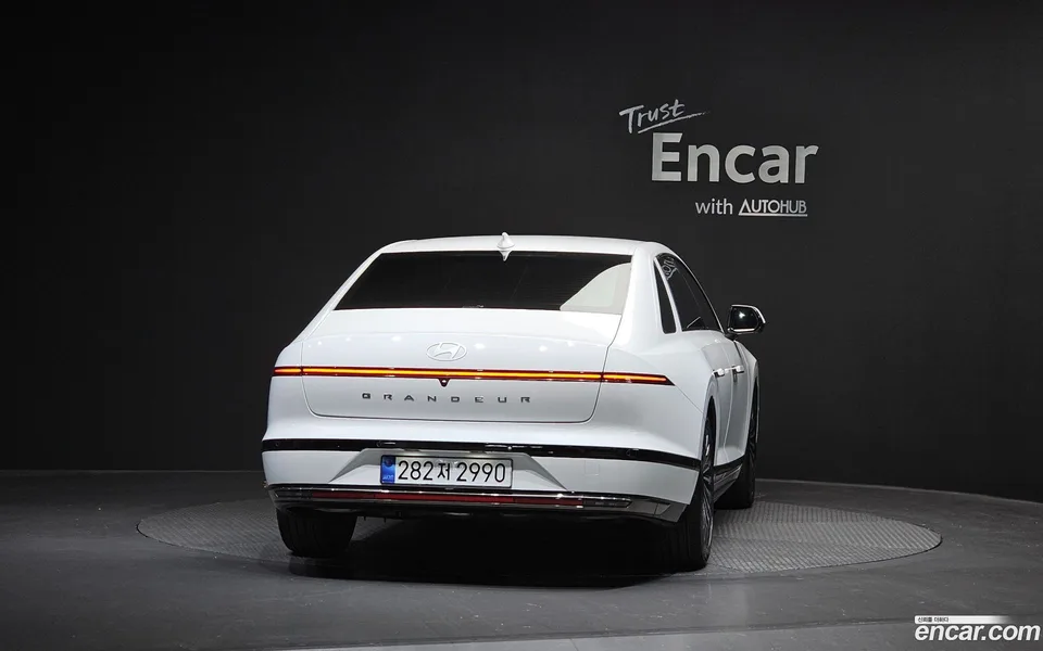Hyundai Grandeur Hybrid 2025 — миниатюра 4