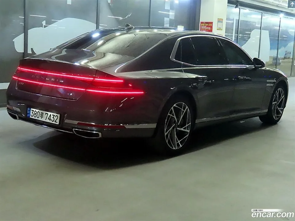 Genesis G90 3.5 2WD 2022 — миниатюра 4