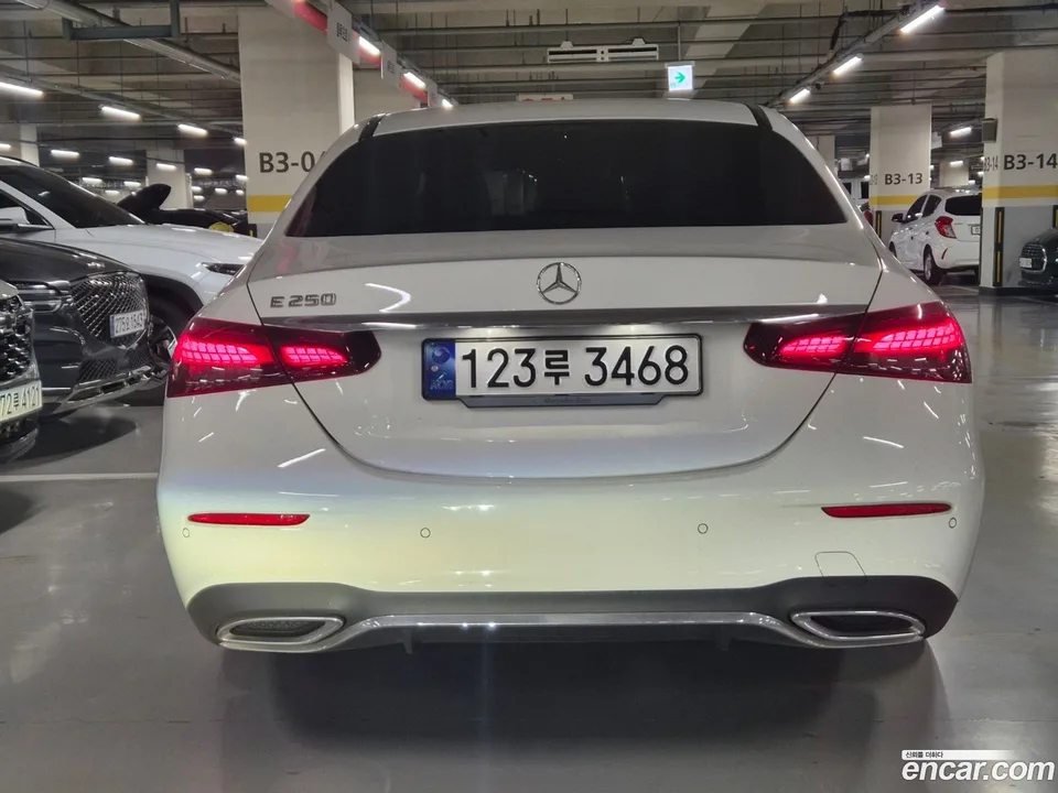 Mercedes-Benz E-Class E250 AMG Line 2023 — миниатюра 5