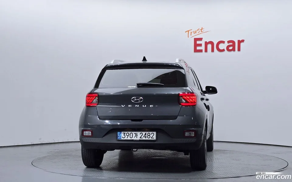 Hyundai Venue 1.6 2023 — миниатюра 4