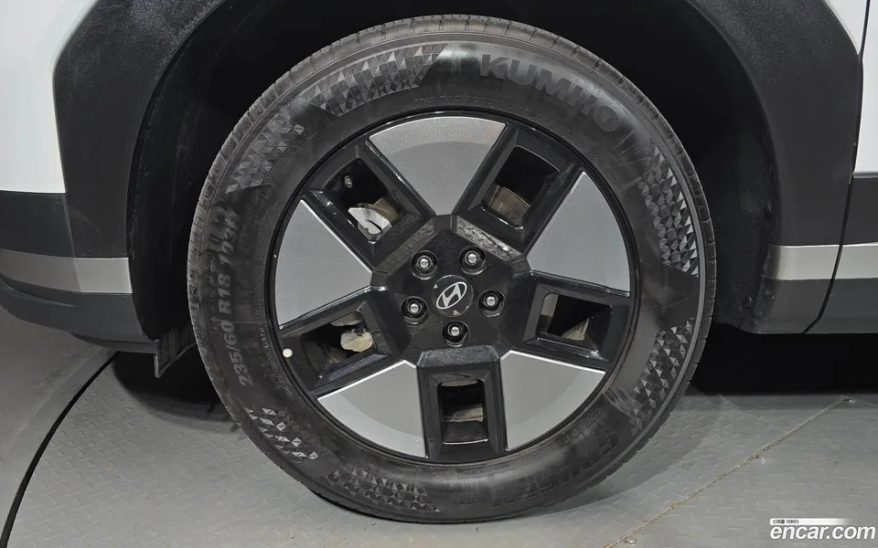 Hyundai SantaFe HEV 1.6 2WD 2025 — миниатюра 5