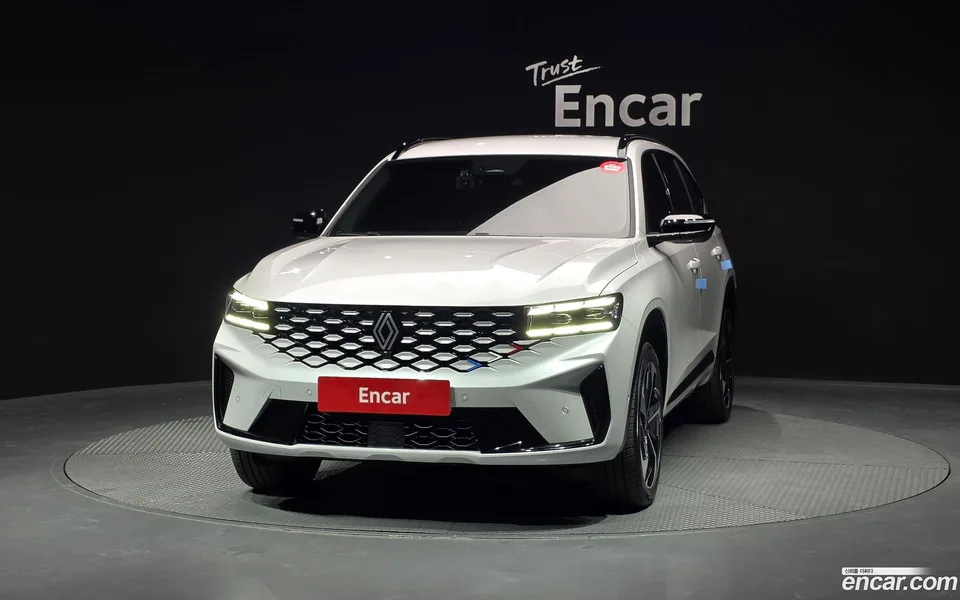 Renault Samsung Grand Koleos 1.5 E-TECH 2WD 2025 — миниатюра 3