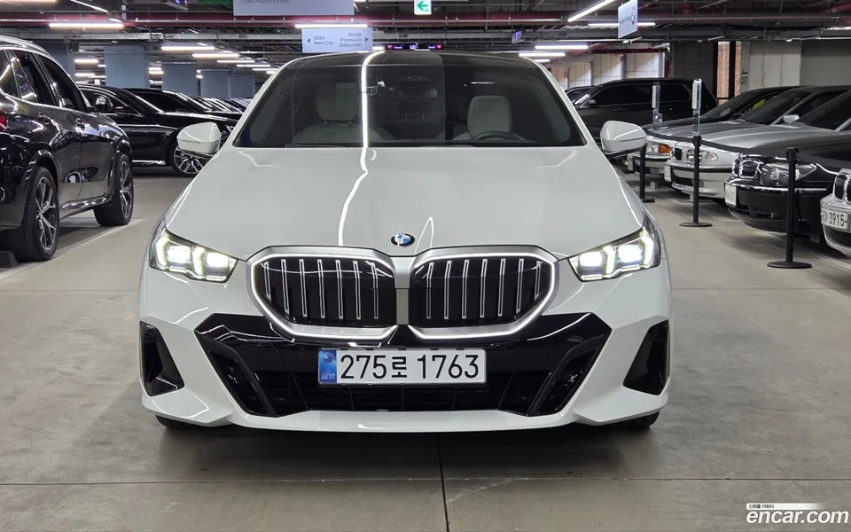 BMW 5 Series 523d M 2025 — миниатюра 3