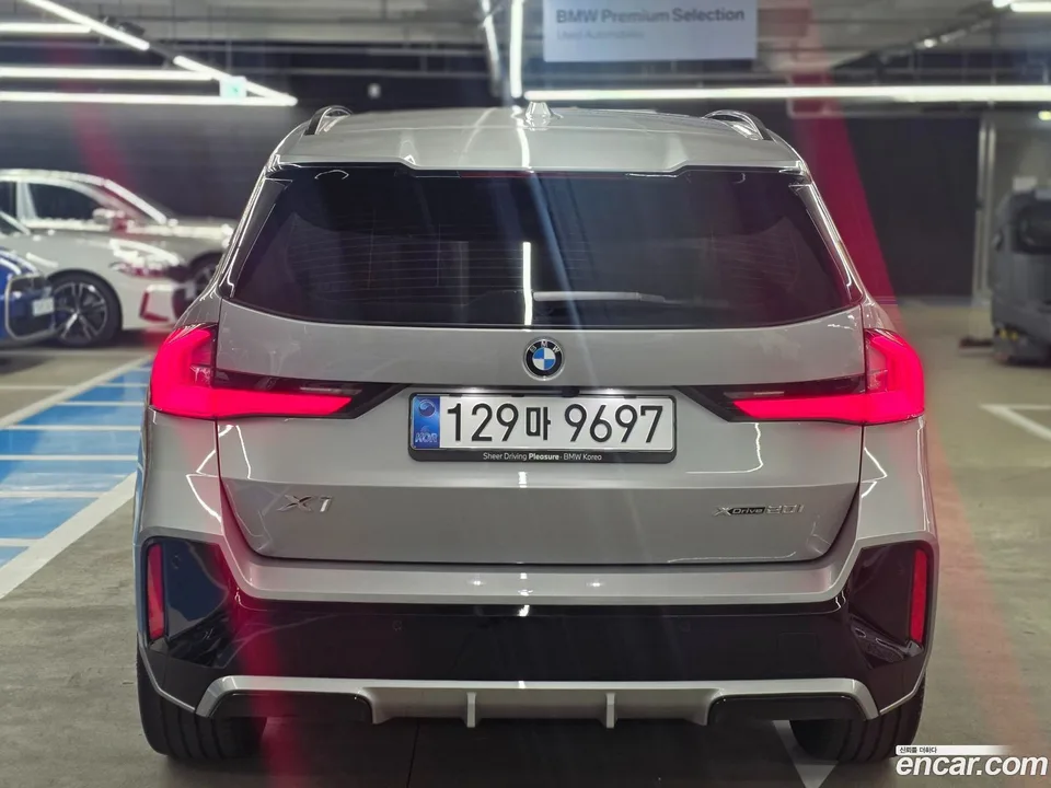 BMW X1 xDrive 20i M 2025 — миниатюра 4