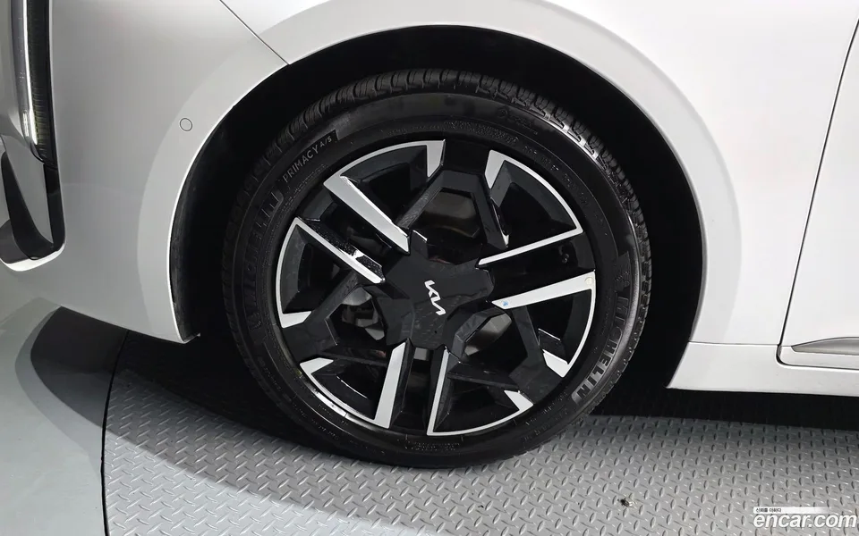 Kia K8 Hybrid 2025 — миниатюра 5