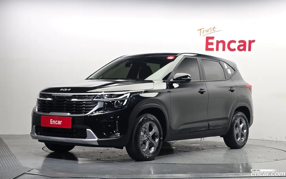 Kia Seltos 1.6 2WD 2026 — фото 1, купить с доставкой в Москву