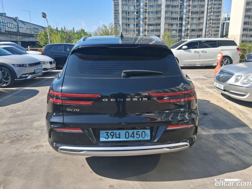 Genesis Electrified GV70 e-AWD 2023 — миниатюра 3