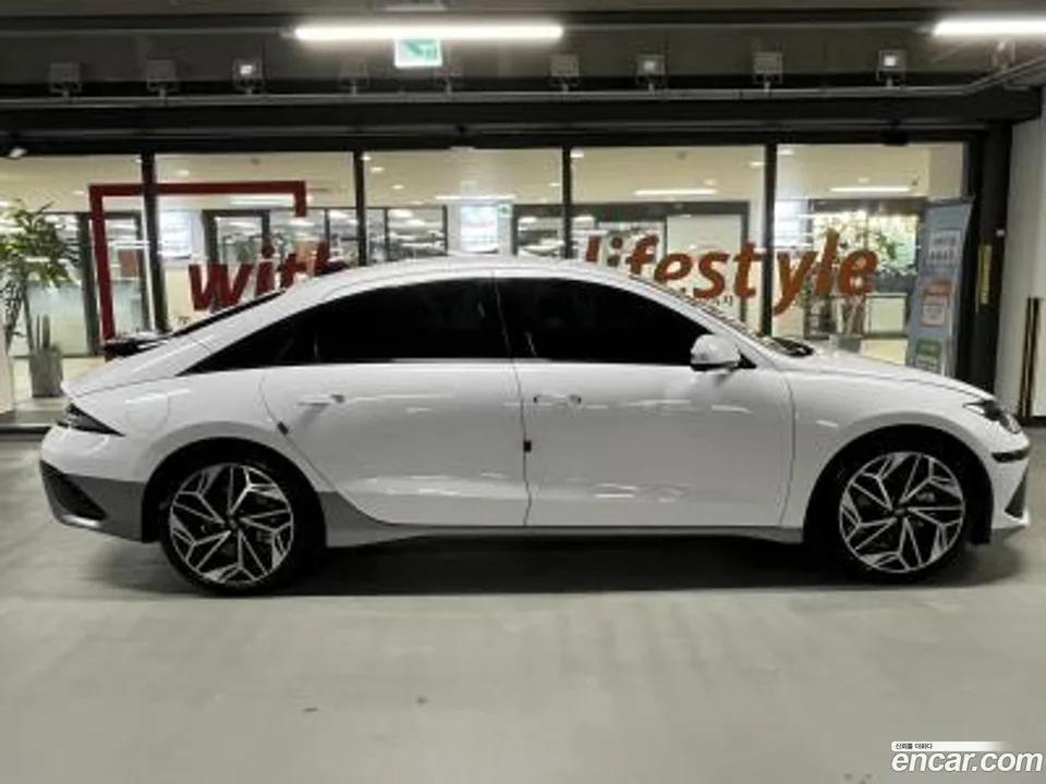 Hyundai Ioniq 6 AWD 2023 — миниатюра 3