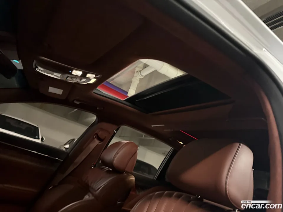Genesis G90 3.5 AWD 2022 — миниатюра 5
