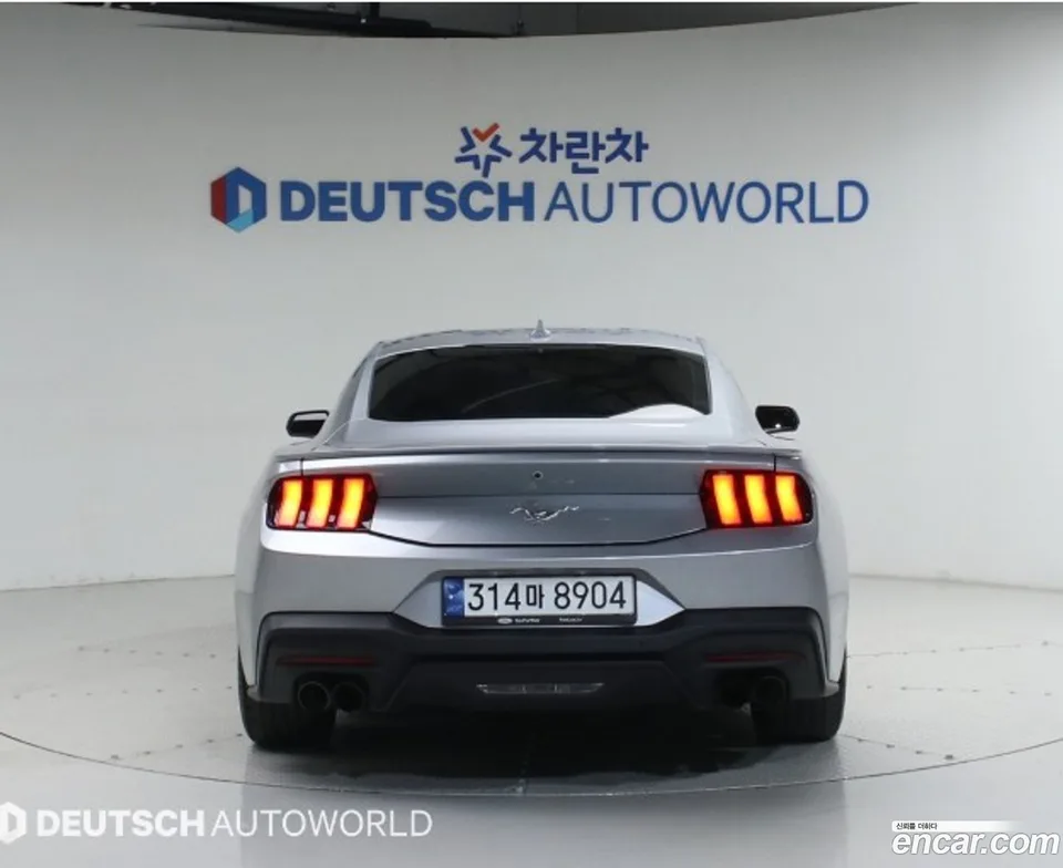 Ford Mustang 2.3 2024 — миниатюра 4
