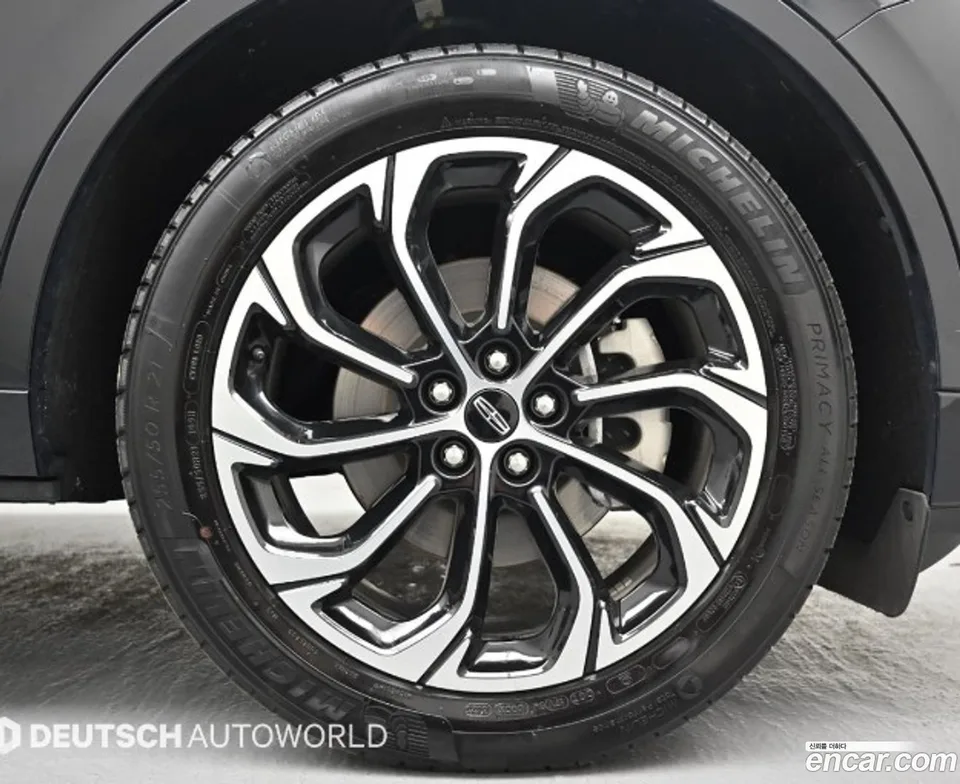 Lincoln Nautilus 2.0 AWD 2024 — миниатюра 5