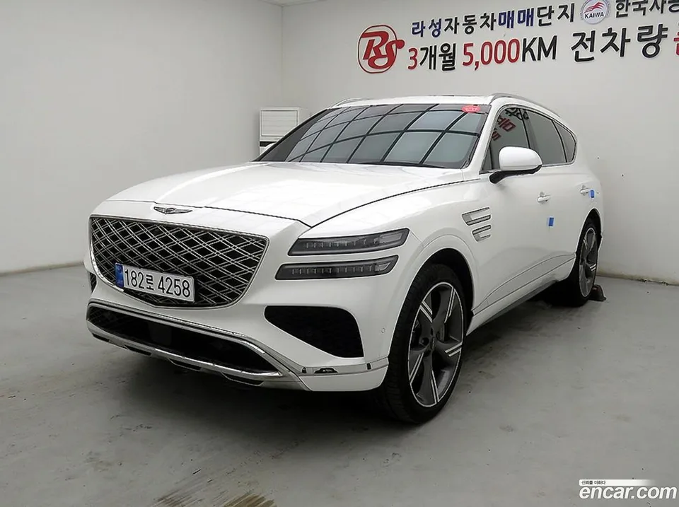 Genesis GV80 2.5T AWD 2024 — фото 1, купить с доставкой в Москву