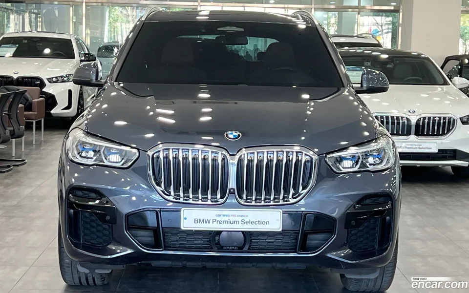 BMW X5 xDrive 40i M 2022 — миниатюра 3