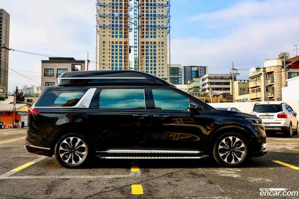 Kia Carnival 9 2022 — миниатюра 2