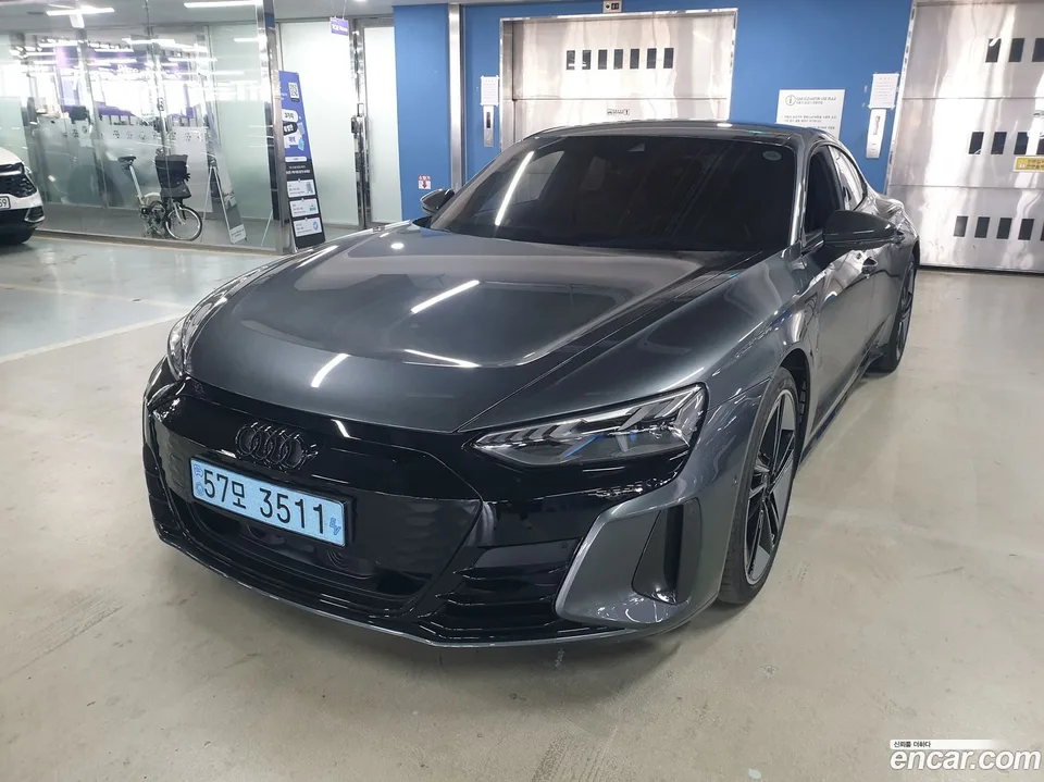 Audi RS e-tron GT GT RS 2022 — миниатюра 3