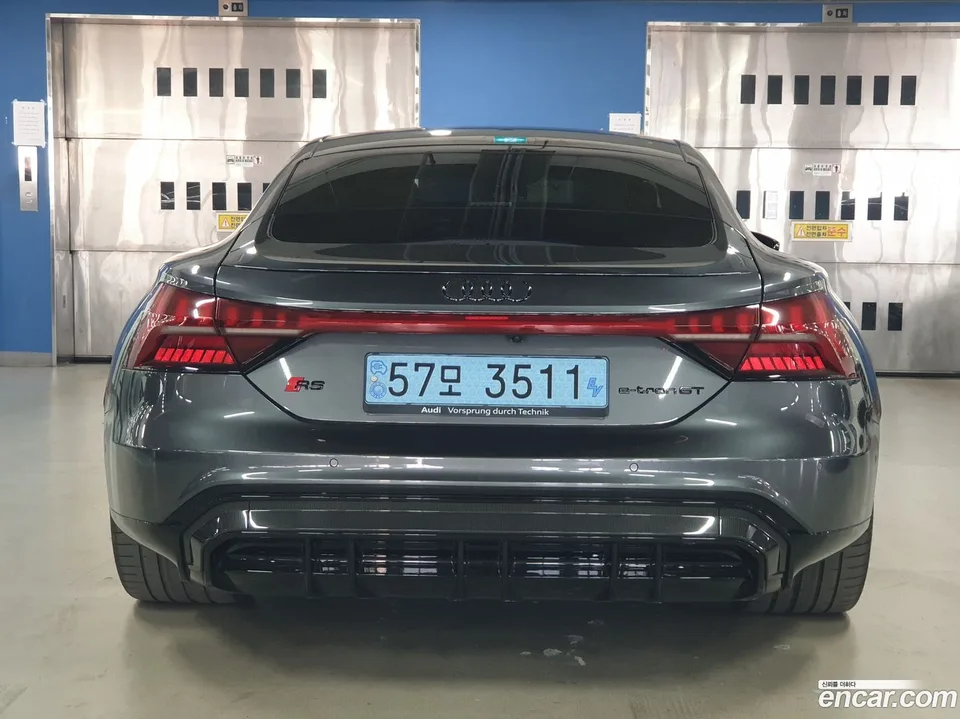 Audi RS e-tron GT GT RS 2022 — миниатюра 5