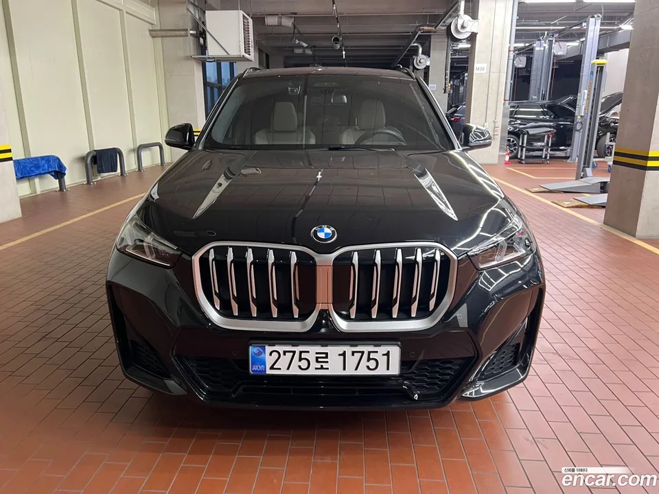 BMW X1 sDrive 20i M 2025 — миниатюра 3