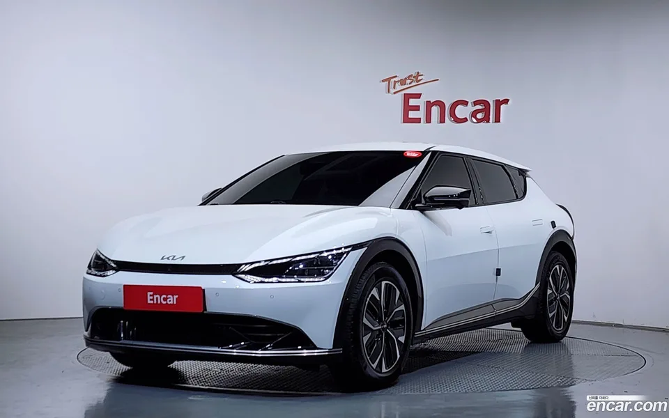 Kia EV6 2024 — фото 1, купить с доставкой в Москву