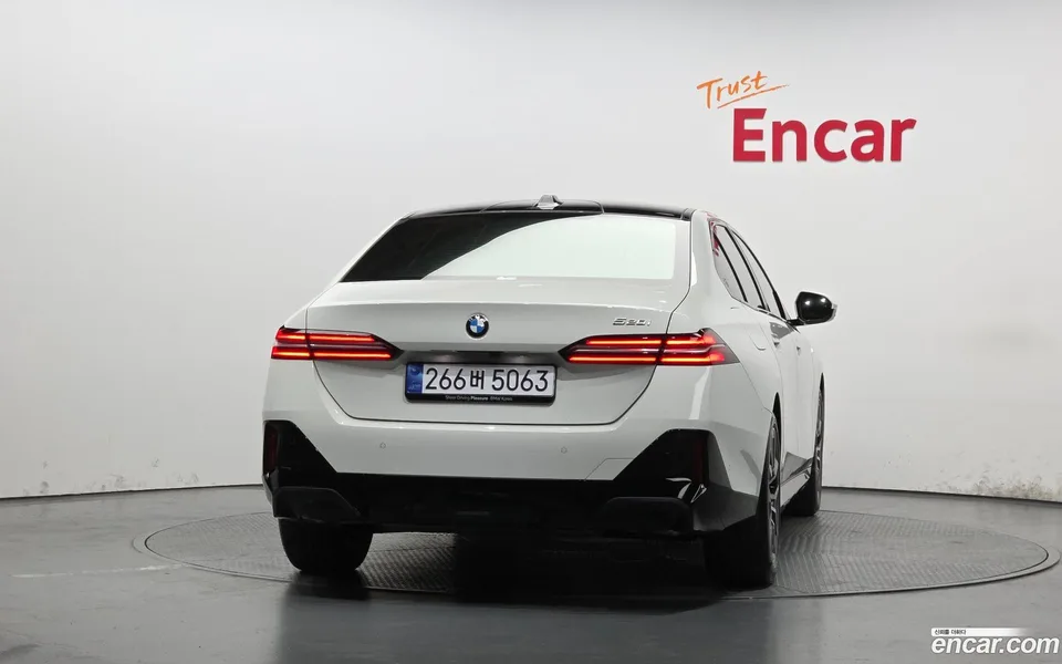 BMW 5 Series 520i M 2025 — миниатюра 4