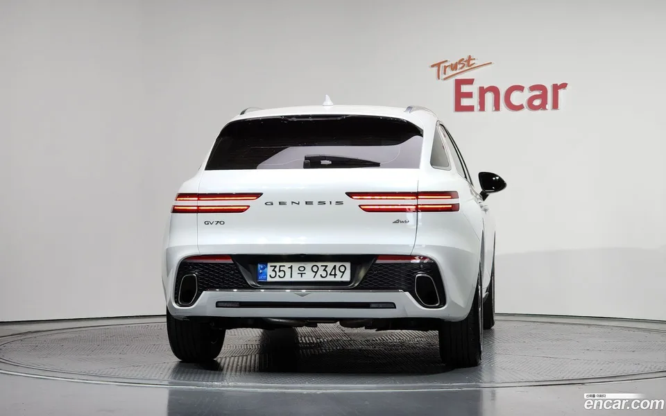 Genesis GV70 2.5T AWD 2024 — миниатюра 4