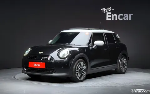 MINI Cooper C 2025 купить в Москве