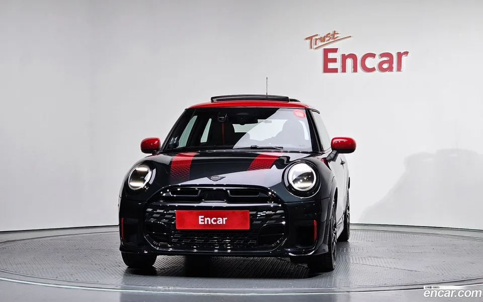 MINI Cooper S JCW 2025 — миниатюра 3