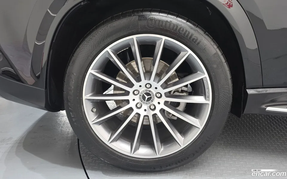 Mercedes-Benz GLE-Class GLE450d 4MATIC 2023 — миниатюра 5