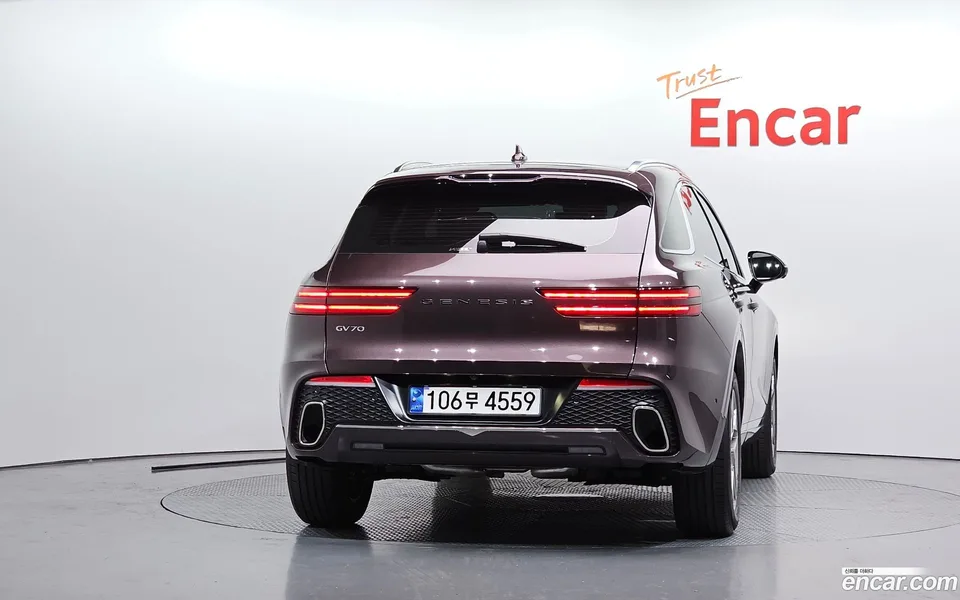 Genesis GV70 2.5T 2WD 2023 — миниатюра 4