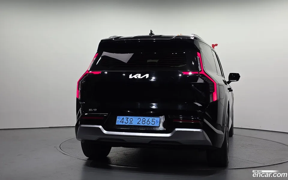 Kia EV9 4WD 2023 — миниатюра 4