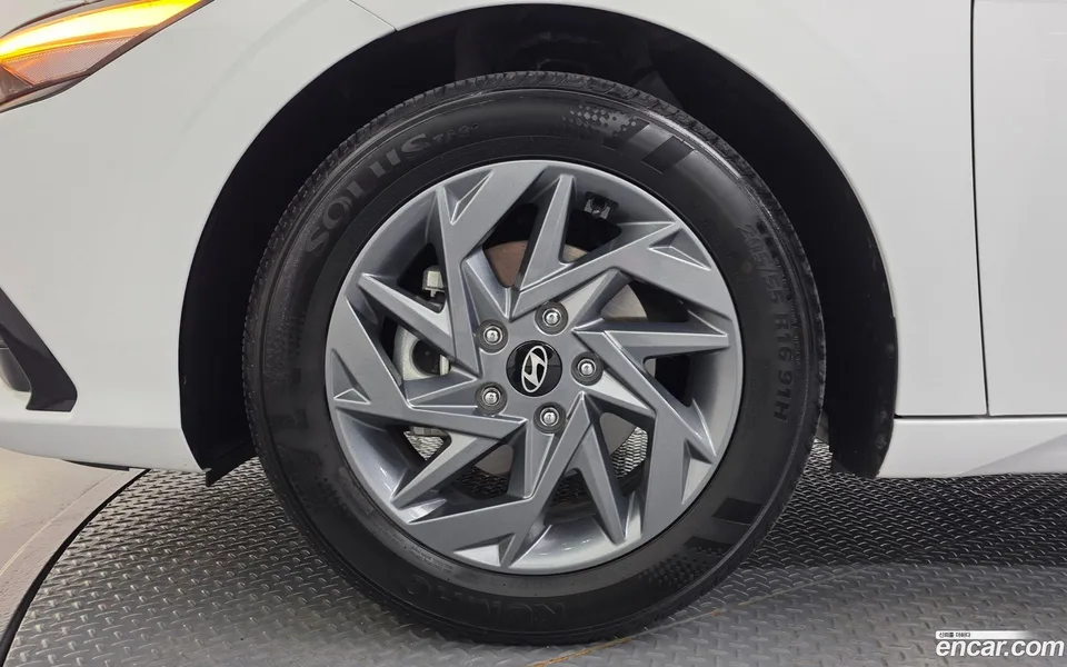 Hyundai Avante CN7 1.6 2024 — миниатюра 5